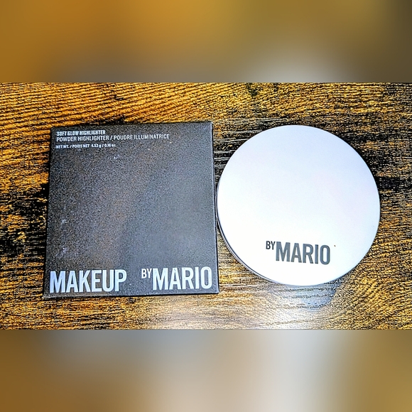 MAKEUP BY MARIO Soft Glow Highlighter (Pearl) - Picture 5 of 13